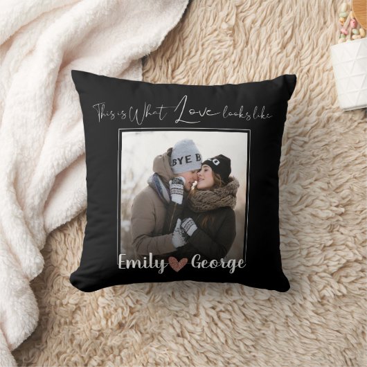 かわいいトレンディーフォト白黒ラブ引用文名 クッション (ブランケット)