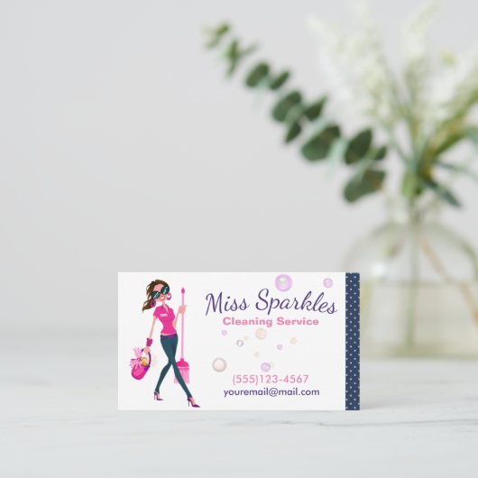 かわいいトレンディー漫画メイドハウスクリーニングサービス 名刺 (スタンド正面)