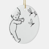 かわいいトンボを追跡しているかわいく小さいベビー セラミックオーナメント (右)