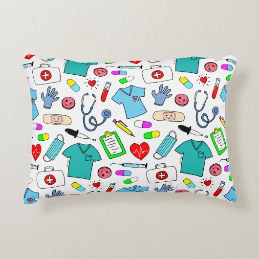 かわいいドクターナース医療用品パターン アクセントクッション (正面)
