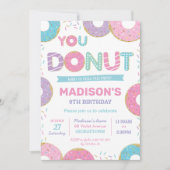 かわいいドーナツとスプリンクルズの誕生日パーティー 招待状 (正面)
