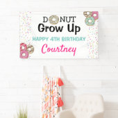 かわいいドーナツの成長お子様の誕生日パーティー 横断幕 (インサイチュ)