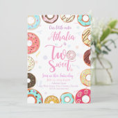 かわいいドーナツ2歳の誕生日 招待状 (スタンド正面)