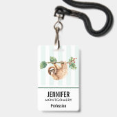 かわいいナマケモノが逆さまにぶら下がっている水彩画 バッジ (正面（ネックストラップ付）)