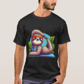 かわいいナマケモノのヨガポーズ Tシャツ (正面)