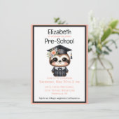 かわいいナマケモノの幼稚園卒園パーティー 招待状 (スタンド正面)