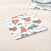 かわいいナマケモノの柄 スクエアペーパーコースター (アングル)