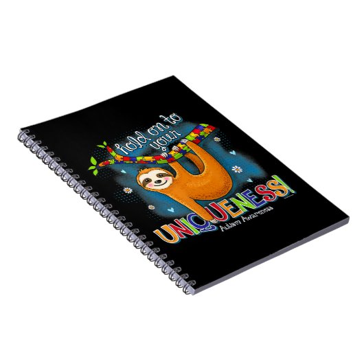 かわいいナマケモノの自閉症の服装は、ユニケにしがみつく ノートブック (右側)