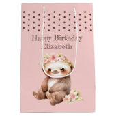 かわいいナマケモノ追加の名前水玉模様ピンク ミディアムペーパーバッグ (裏面)