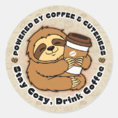 かわいいナマケモノ コーヒー好き ハグデザイン ラウンドシール (正面)