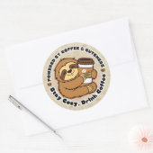 かわいいナマケモノ コーヒー好き ハグデザイン ラウンドシール (封筒)