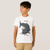 かわいいナマズの漫画イラストレーション Tシャツ (正面フル)