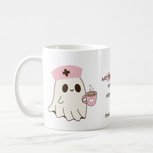 かわいいナース幽霊ハロウィンマグ – 11oz コーヒーマグカップ (左)