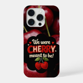 かわいいニット風のタイポグラフィと愛らしいチェリー iPhone 15 PROケース