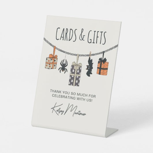 かわいいニュートラルハロウィーンベビーシャワーカード&ギフト 台座サイン (正面)