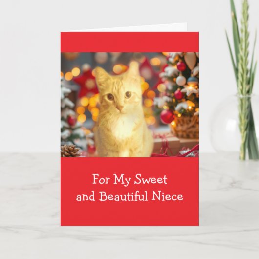 かわいいニンジン色の子猫とクリスマスのプレゼント シーズンカード (正面)