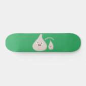 かわいいニンニクのマンガ野菜イラストレーション スケートボード (横)