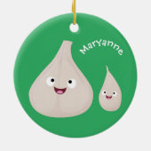かわいいニンニクのマンガ野菜イラストレーション セラミックオーナメント (裏面)