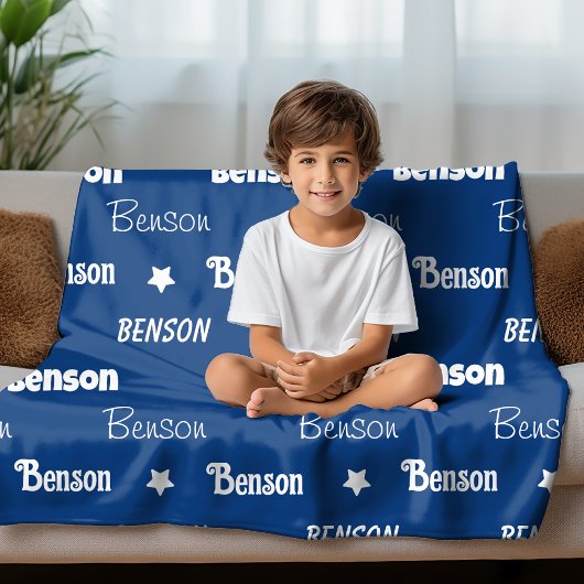 かわいいネイビーブルーの繰り返し名パーソナライズされた フリースブランケット