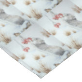 かわいいネズミと赤いベリーの雪のシーン野生動物 テーブルクロス (アングル)