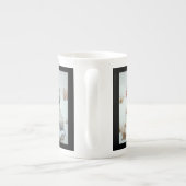 かわいいネズミと赤いベリーの雪のシーン野生動物 ボーンチャイナマグカップ (裏面)