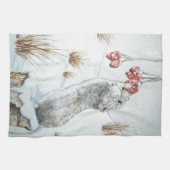 かわいいネズミの赤い果実の雪のシーン野生動物 キッチンタオル (横)