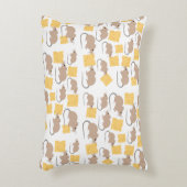 かわいいネズミの食べ齧歯動物のチーズパターン アクセントクッション (正面(垂直))