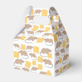 かわいいネズミの食べ齧歯動物のチーズ誕生日 フェイバーボックス (裏面サイド)