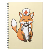かわいいノートを引いている医者またはナースのキツネ ノートブック (正面)