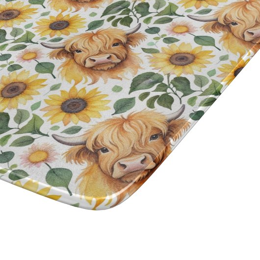かわいいハイランド牛と黄色のひまわり花 カッティングボード (角)