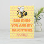 かわいいハチのバレンタイン カートゥーン シーズンカード (スタンド正面)