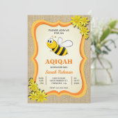 かわいいハチの赤ちゃんの女の子の儀式 招待状 (スタンド正面)