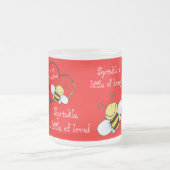 かわいいハチは私のバレンタインデー フロストグラスマグカップ (中央)