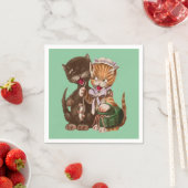 かわいいハッピーなオス・メスの猫がネズミをシェア スタンダードカクテルナプキン (インサイチュ)