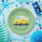 かわいいハッピーイエロースクールバスのパーソナライズされた誕生日 ペーパープレート (パーティー)