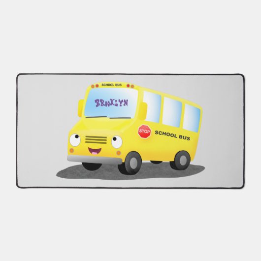 かわいいハッピーイエロースクールバスアニメ デスクマット (正面)