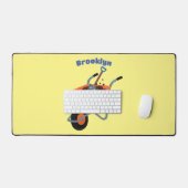 かわいいハッピーオレンジの手押し車のカートゥーンイラストレーション デスクマット (キーボード&マウス)