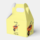 かわいいハッピーオレンジの手押し車のカートゥーンイラストレーション フェイバーボックス (裏面サイド)