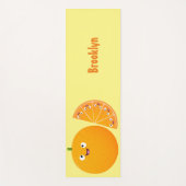 かわいいハッピーオレンジの柑橘系フルーツマンガ ヨガマット (正面)