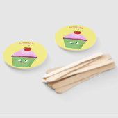 かわいいハッピーカップケーキ漫画イラストレーション ハンドファン (組立なし)