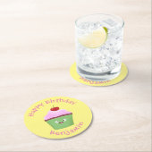 かわいいハッピーカップケーキ漫画イラストレーション ラウンドペーパーコースター (インサイチュ)