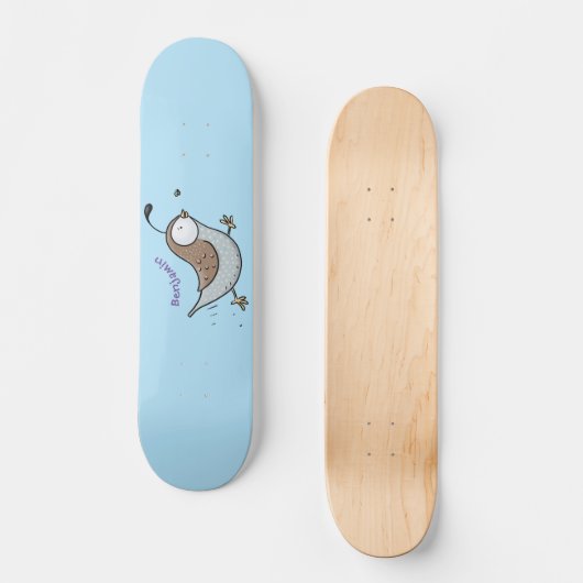 かわいいハッピーカリフォルニアウズラの漫画イラストレーション スケートボード (正面)