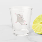 かわいいハッピーグライダー漫画イラストレーション ショットグラス (裏面)