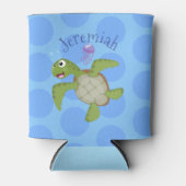 かわいいハッピーグリーンウミガメ漫画イラストレーション 缶クーラー (正面)