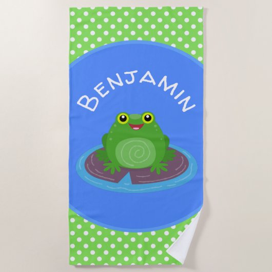 かわいいハッピーグリーンカエル漫画イラストレーション ビーチタオル (正面)
