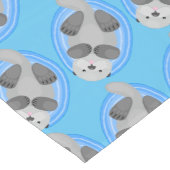 かわいいハッピーシーオッター漫画イラストレーション ショートテーブルランナー (コーナー)