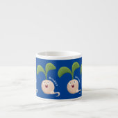 かわいいハッピーシードスプラウト漫画イラストレーション エスプレッソカップ (正面)