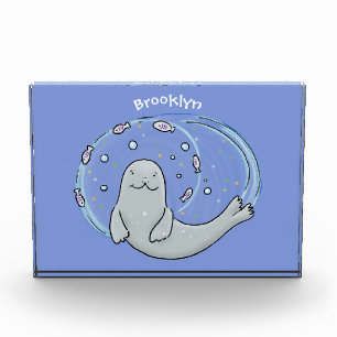 かわいいハッピーシールと魚の漫画イラストレーション フォトブロック