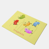 かわいいハッピーゼリービーンズ跳び漫画イラストレーション ドアマット (アングル)