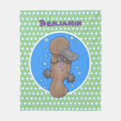 かわいいハッピーハッピーベビーのカートゥーイラストレーション フリースブランケット (正面)